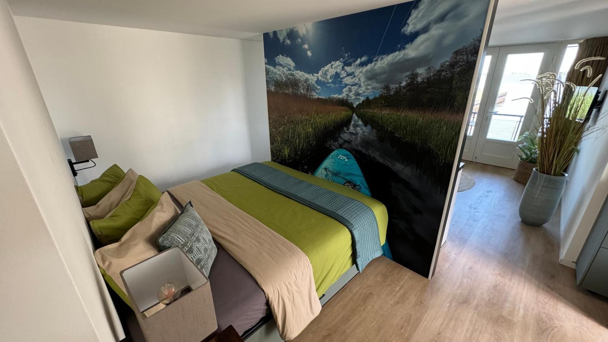 Plassenzicht Logies & Sloepverhuur Loosdrecht Esterno foto